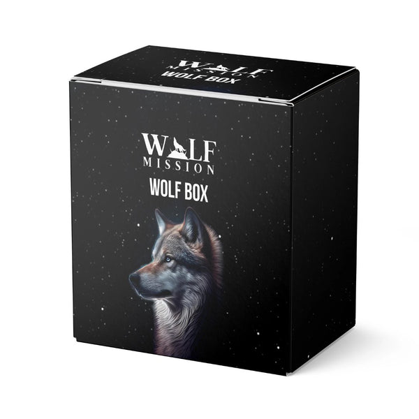 Spring Wolf Box